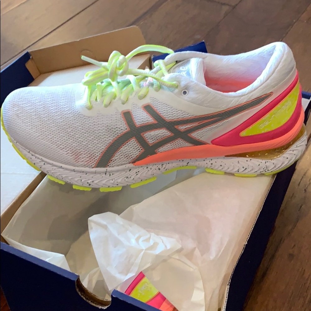 ASICS Women's White and Pink Running Shoes